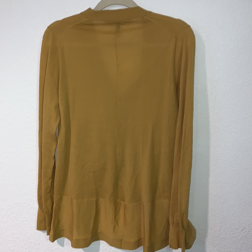 BCBG MaxAzria Sweater Size Medium - Picture 2 of 3